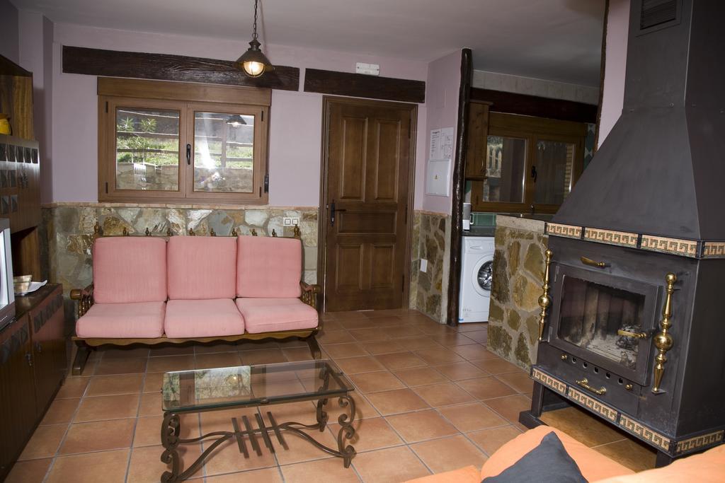 Casas Rurales La Dehesa Casas del Monte ภายนอก รูปภาพ